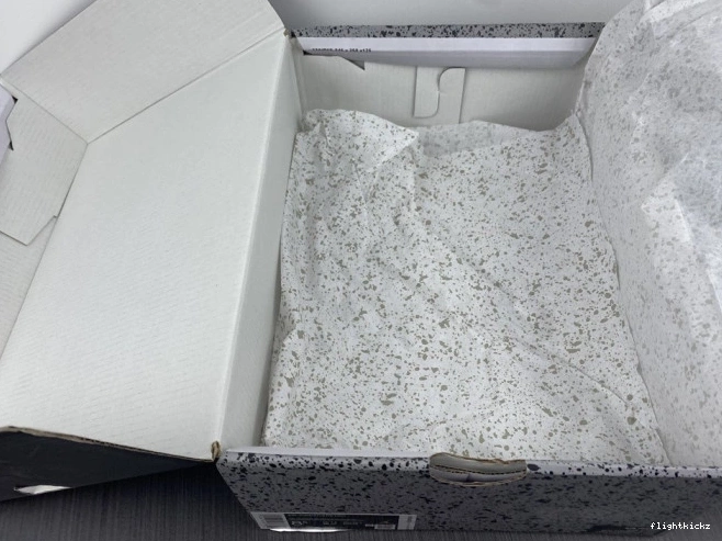 Total Retro Orange Jordan 5 DC1060-100 1125